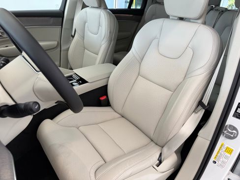 Used 2026 Volvo XC90 B6 Ultra w/ Protection Package image 20