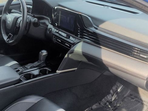 Certified 2025 Toyota Camry SE image 28