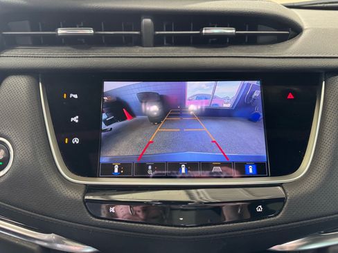 Used 2022 Cadillac XT5 Premium Luxury w/ Technology Package AWD/4WD image 24