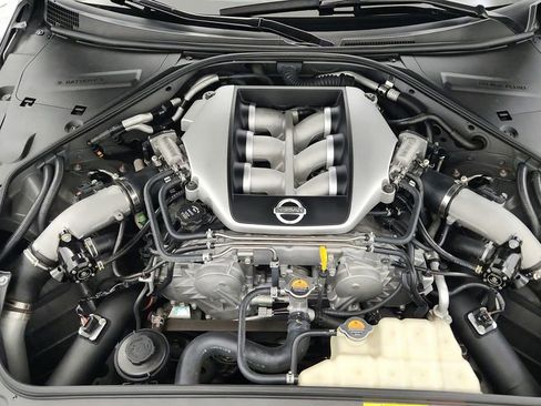 Used 2009 Nissan GT-R Premium AWD/4WD image 36