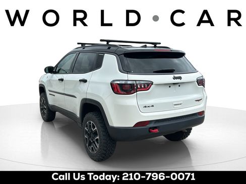 Used 2020 Jeep Compass Trailhawk AWD/4WD image 5