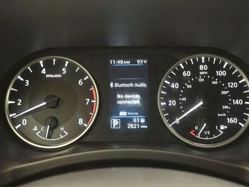 Used 2025 Nissan Sentra S w/ Lighting Package FWD image 13