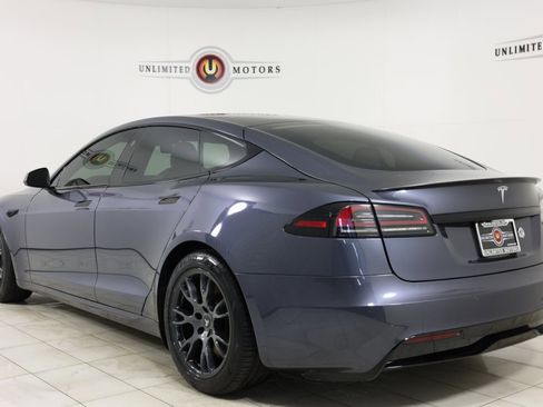 Used 2022 Tesla Model S Plaid image 4