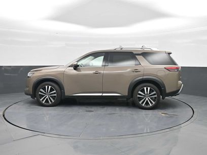 Used 2023 Nissan Pathfinder Platinum w/ Cargo Package