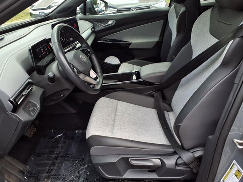 Certified 2023 Volkswagen ID.4 Pro image 16