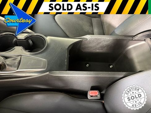 Used 2019 Toyota Camry LE FWD image 27