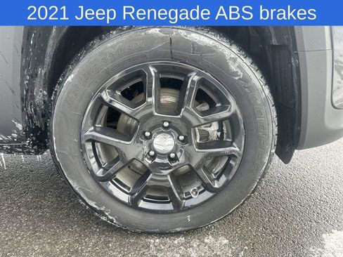 Used 2021 Jeep Renegade Latitude image 18
