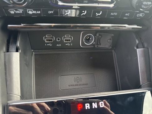 New 2025 Jeep Grand Cherokee Altitude w/ Trailer Tow Package image 30