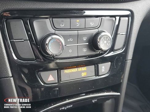 Certified 2022 Buick Encore Preferred w/ Safety Package image 27