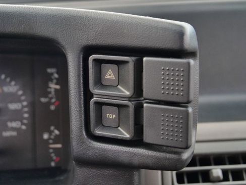 Used 1989 Ford Mustang LX image 13