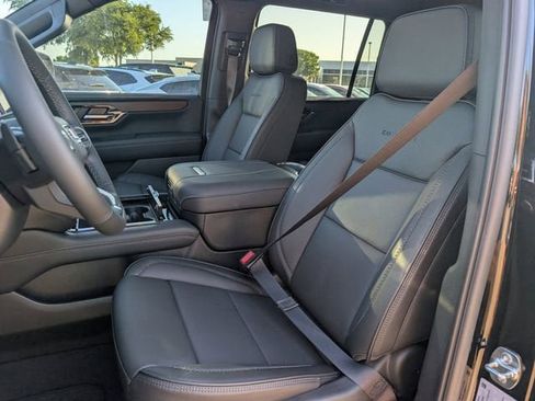 New 2026 GMC Yukon XL Denali w/ Sun & Power Step Package RWD image 19