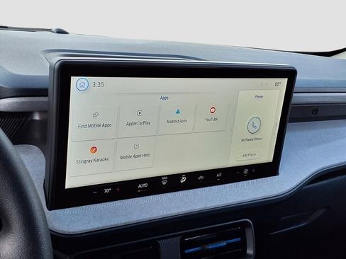 New 2026 Ford Maverick XLT image 10