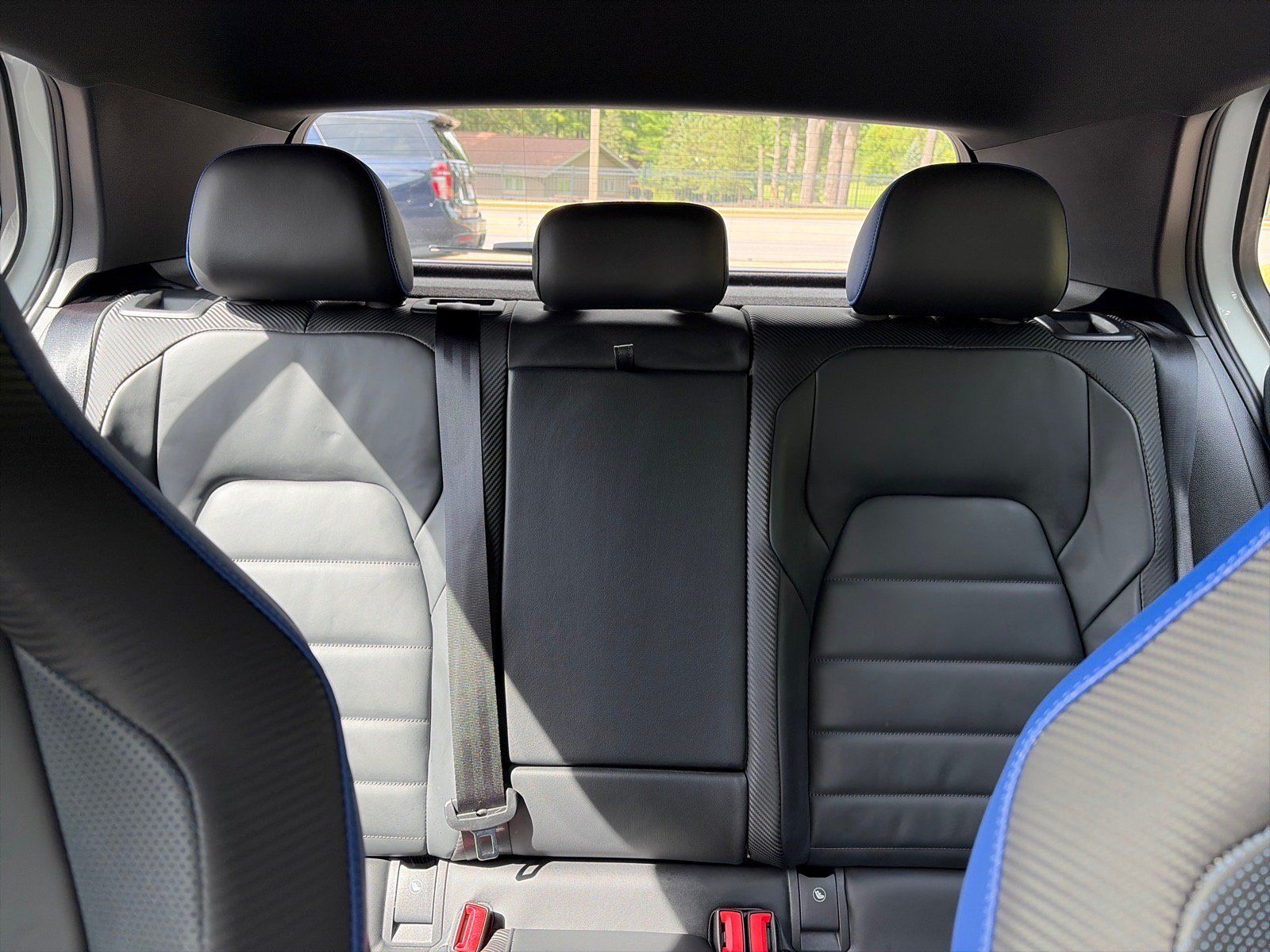 Used 2024 Volkswagen Golf R AWD/4WD image 16