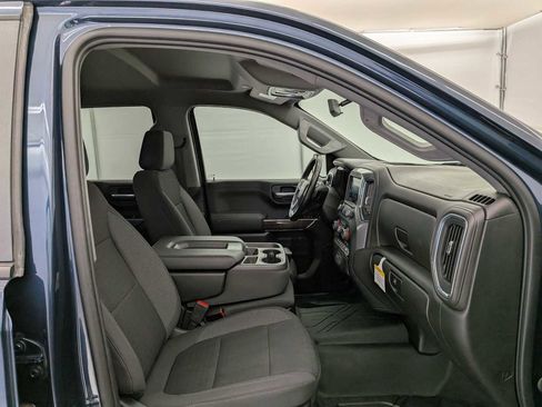 Used 2022 Chevrolet Silverado 1500 LT w/ Safety Package image 23