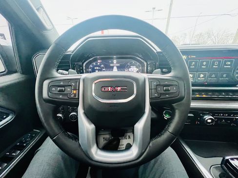 Used 2024 GMC Sierra 1500 SLT w/ SLT Premium Plus Package image 20