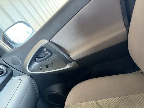 Used 2007 Toyota RAV4 4WD image 26