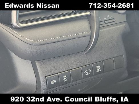 Used 2019 Toyota Camry XSE image 25