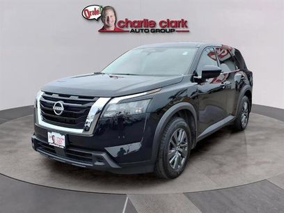 Certified 2024 Nissan Pathfinder S