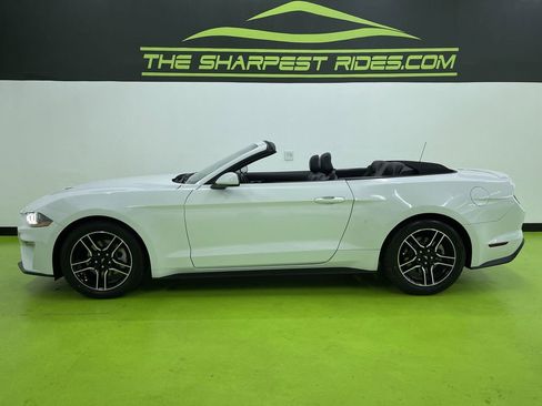 Used 2022 Ford Mustang Premium image 6