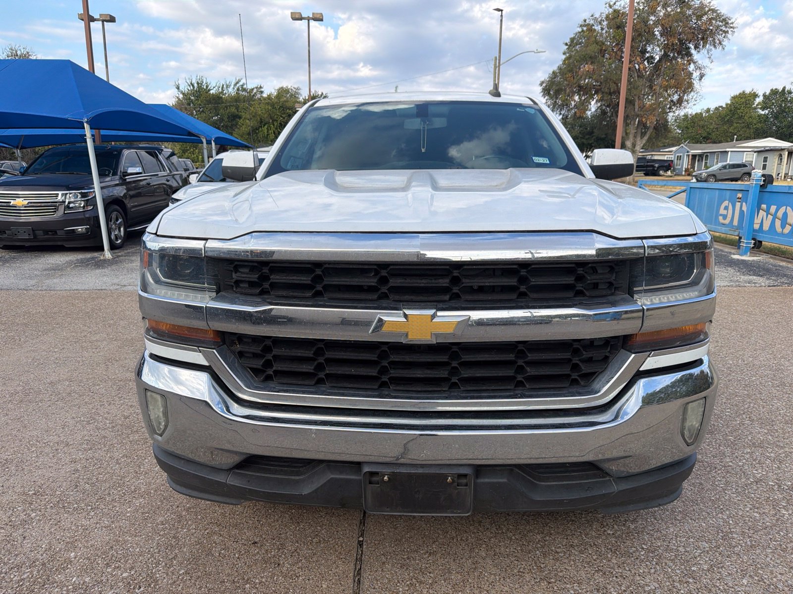 Used 2018 Chevrolet Silverado 1500 LT w/ Texas Edition RWD image 2