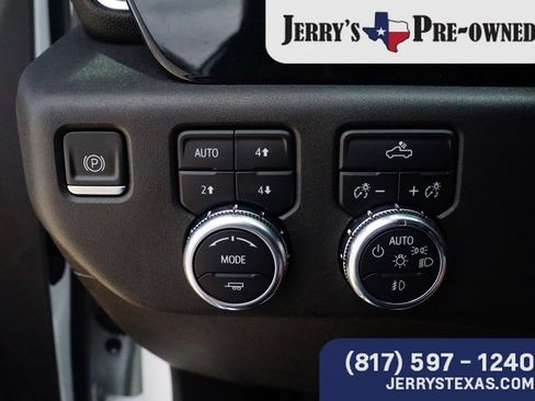 Used 2023 GMC Sierra 1500 Elevation w/ LPO, Elevation Black Package AWD/4WD image 15