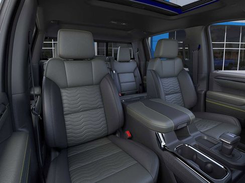 New 2026 Chevrolet Silverado 1500 ZR2 w/ Dark Appearance Package image 16