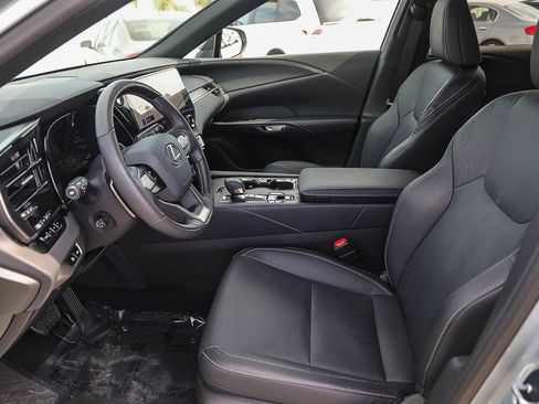 Certified 2026 Lexus RX 350 w/ Convenience Package AWD/4WD image 17