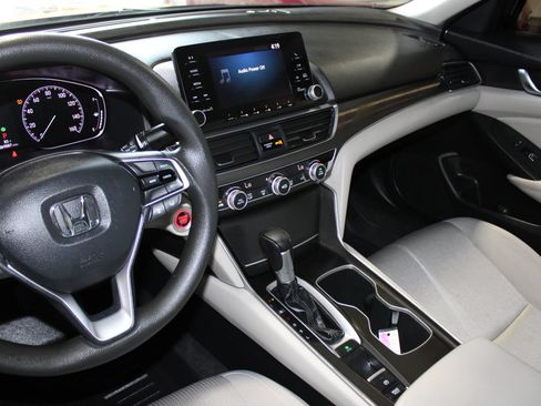 Used 2020 Honda Accord LX image 14