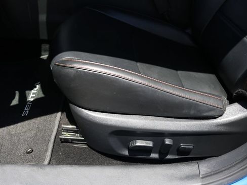 Used 2025 Nissan Sentra SR w/ SR Premium Package FWD image 14