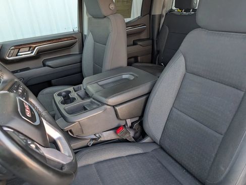 Used 2024 GMC Sierra 1500 Elevation image 8