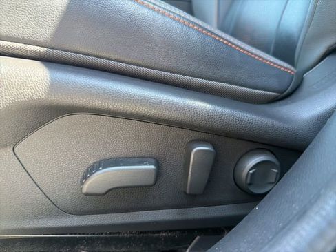 Used 2024 Subaru Crosstrek 2.5i Limited w/ Crosstrek Mirror Package AWD/4WD image 17