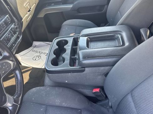 Used 2018 Chevrolet Silverado 1500 LT w/ All Star Edition image 4