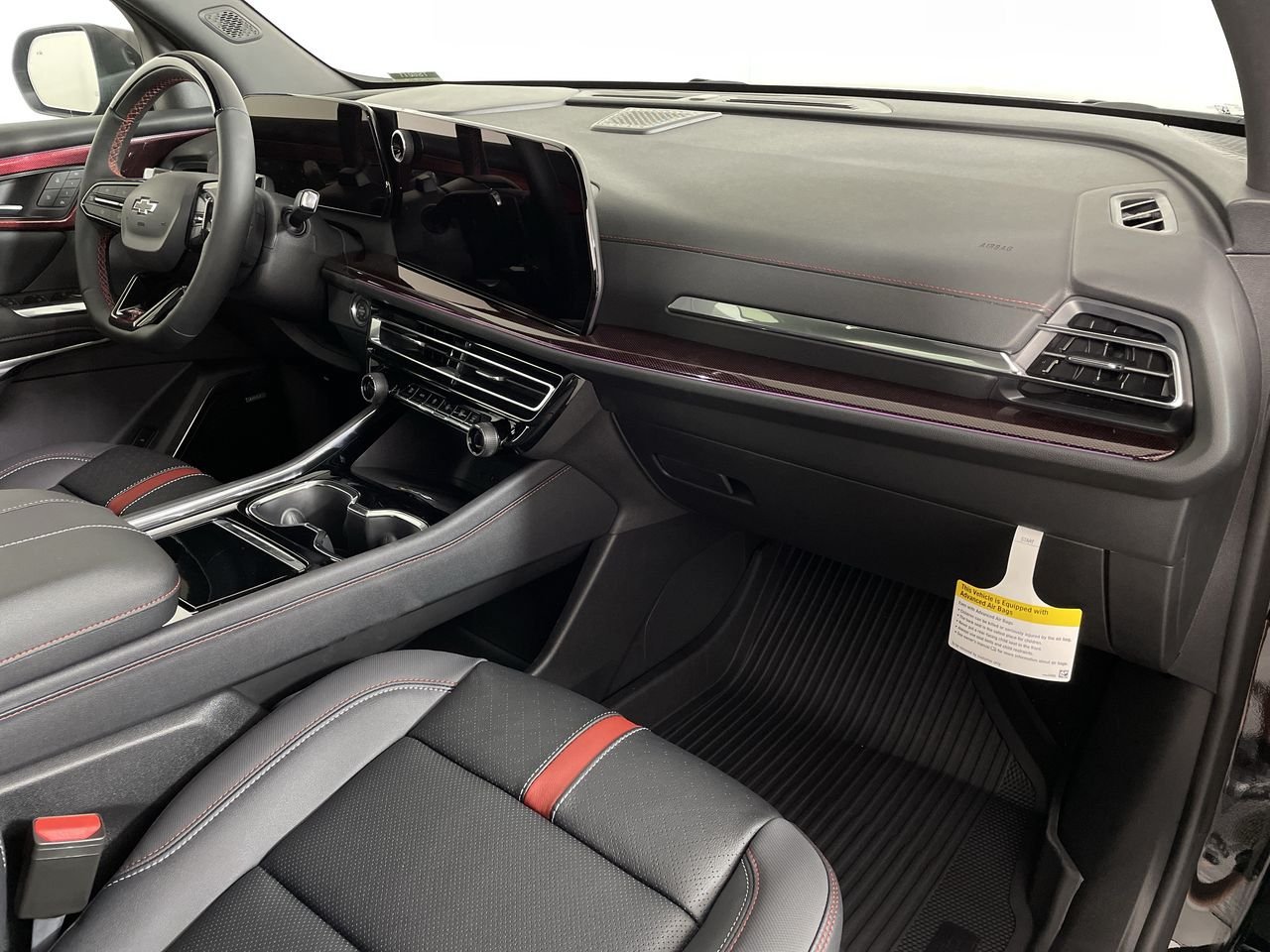 New 2026 Chevrolet Traverse RS w/ LPO, Floor Liner Package AWD/4WD image 93