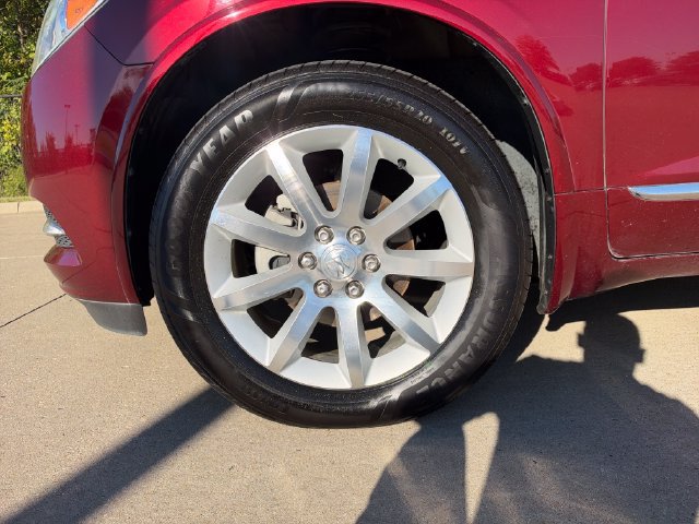 Used 2017 Buick Enclave Premium w/ Experience Buick Package FWD image 9