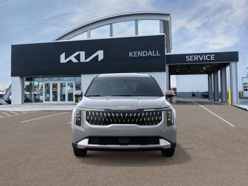 New 2026 Kia Carnival EX FWD image 2