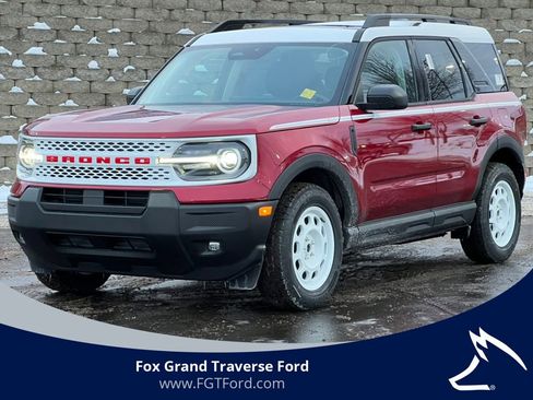 Used 2025 Ford Bronco Sport Heritage w/ Convenience Package AWD/4WD image 1