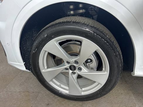 New 2025 Audi Q5 Premium Plus image 29