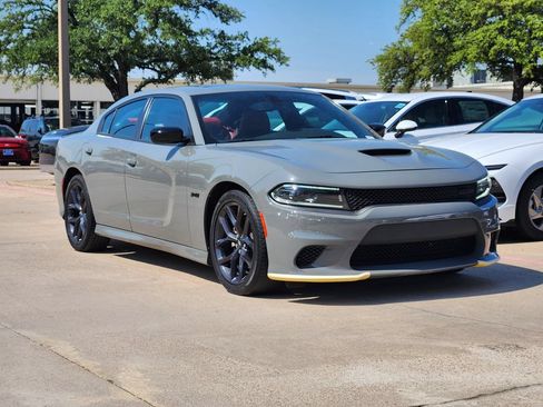 Used 2023 Dodge Charger R/T w/ Blacktop Package RWD image 3