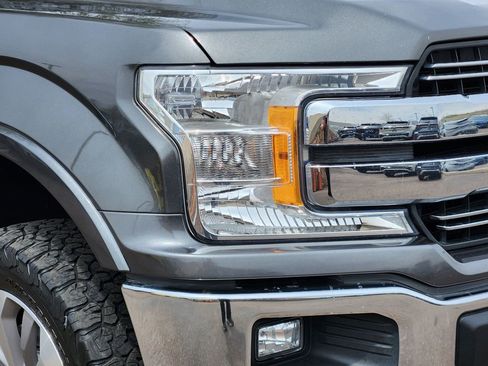 Used 2018 Ford F150 Lariat w/ Equipment Group 501A Mid image 28