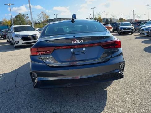 Used 2022 Kia Forte Sedan image 7