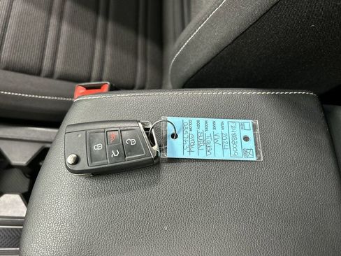 Certified 2024 Volkswagen Tiguan S AWD/4WD image 12