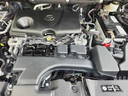 Used 2023 Toyota RAV4 XLE Premium FWD image 32