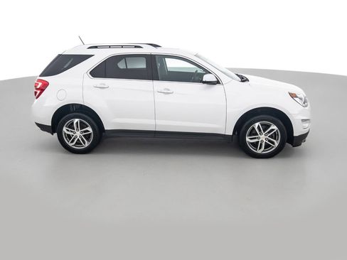 Used 2016 Chevrolet Equinox LTZ w/ Enhanced Convenience Package image 4