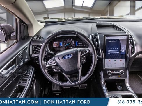Certified 2024 Ford Edge Titanium AWD/4WD image 6