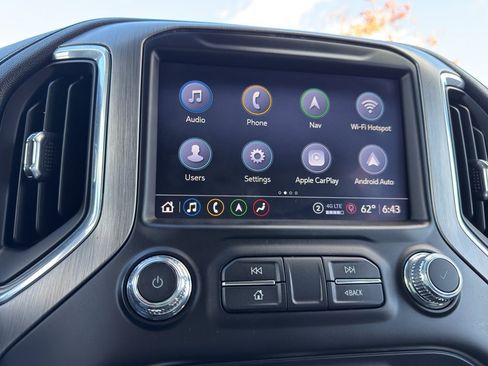 Used 2023 GMC Sierra 2500 Denali w/ Denali Ultimate Package image 22