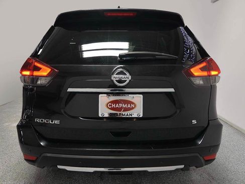Used 2020 Nissan Rogue SV FWD image 4