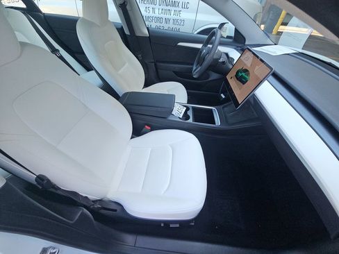 Used 2023 Tesla Model 3 Standard Range RWD image 14
