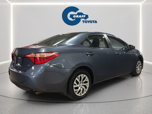 Used 2018 Toyota Corolla LE FWD image 7