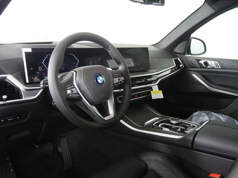Used 2026 BMW X5 xDrive50e AWD/4WD image 13