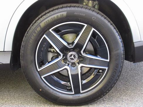 New 2026 Mercedes-Benz GLC 300 4MATIC image 35